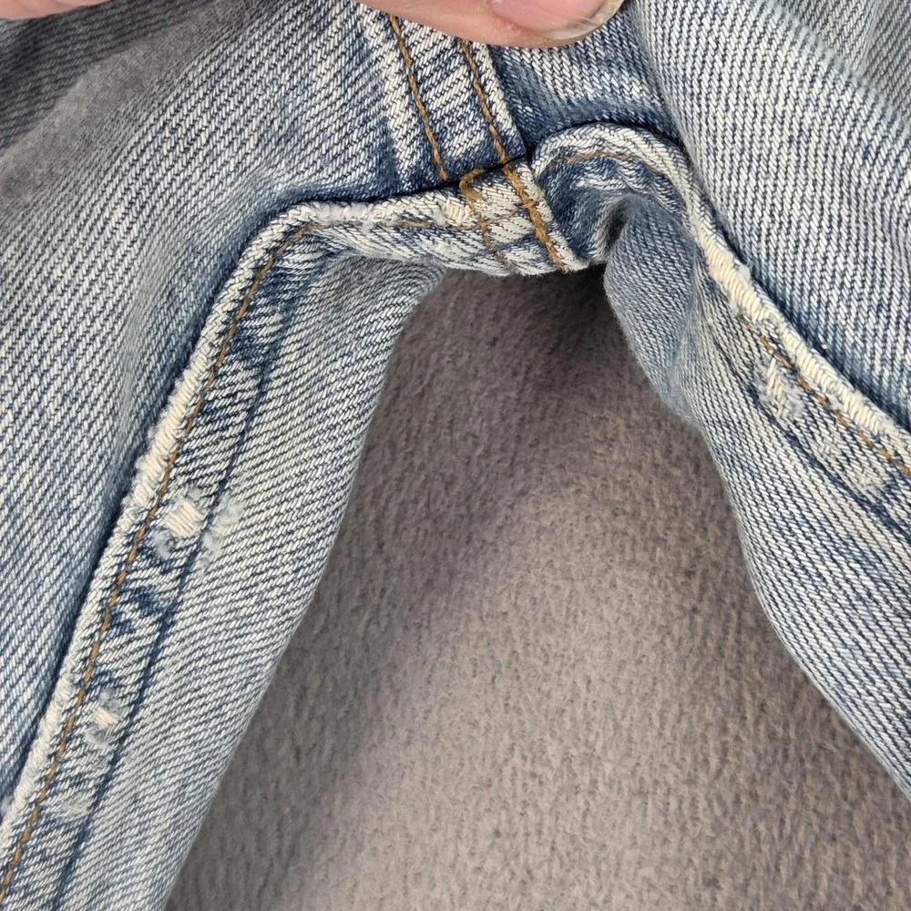Vintage Levis 501 Jeans Mens Light Wash Straight Altered Hem USA 90s Fits 32x29